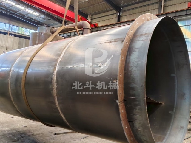 分秒必爭！大型烘干機設備裝車環(huán)節(jié)火熱推進